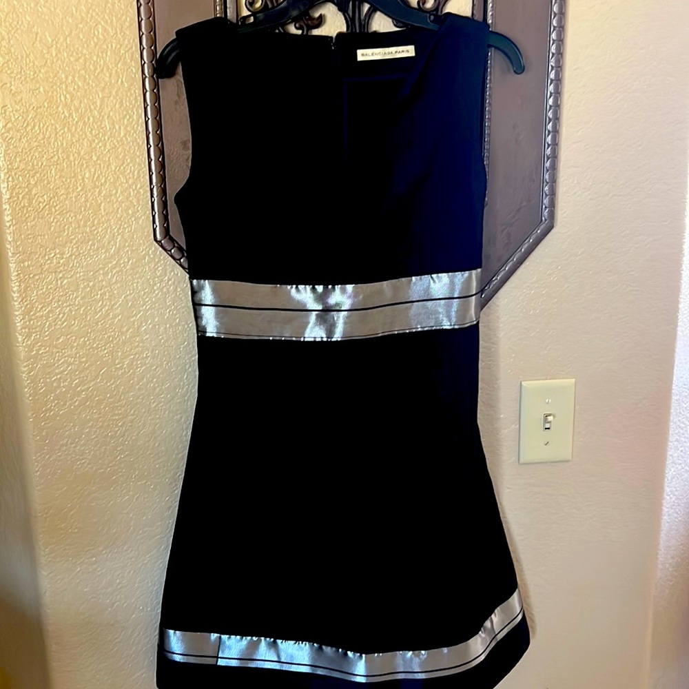 Black and silver Balanciaga Paris women’s dress size 42.
